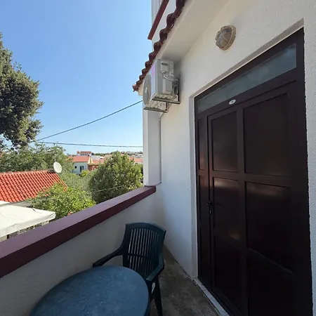Danica Apartamento